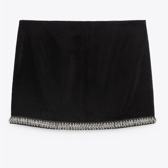 Zara black velvet mini skirt w/ sliver beading Size Small - Picture 1 of 10